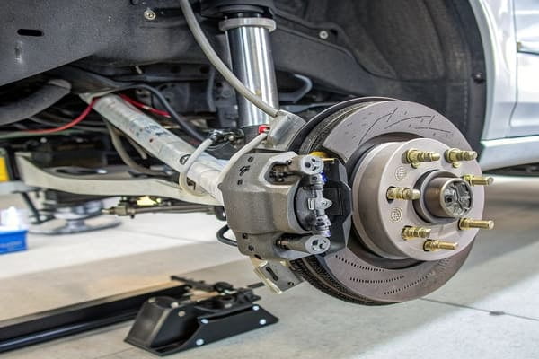 Diagram showing the main components of a car brake system