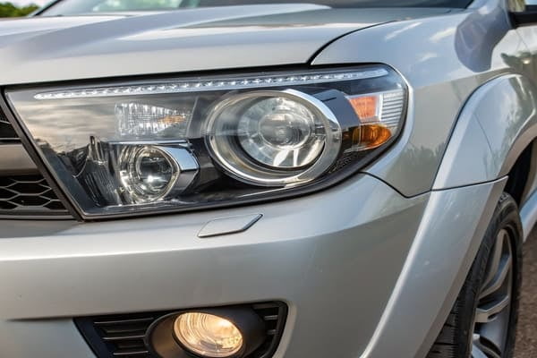 Exploded view of a composite headlight's components